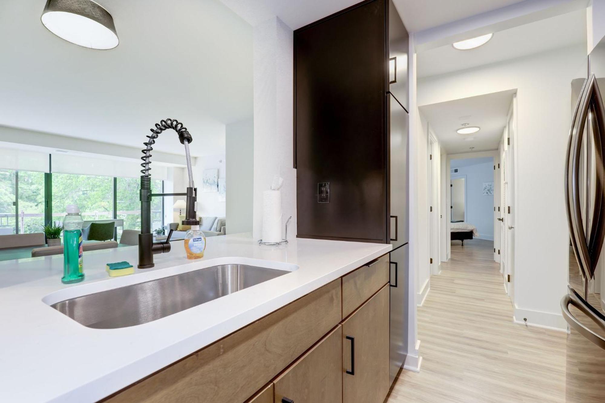 2Br Executive Apartment With Spacious Layout アーリントン エクステリア 写真