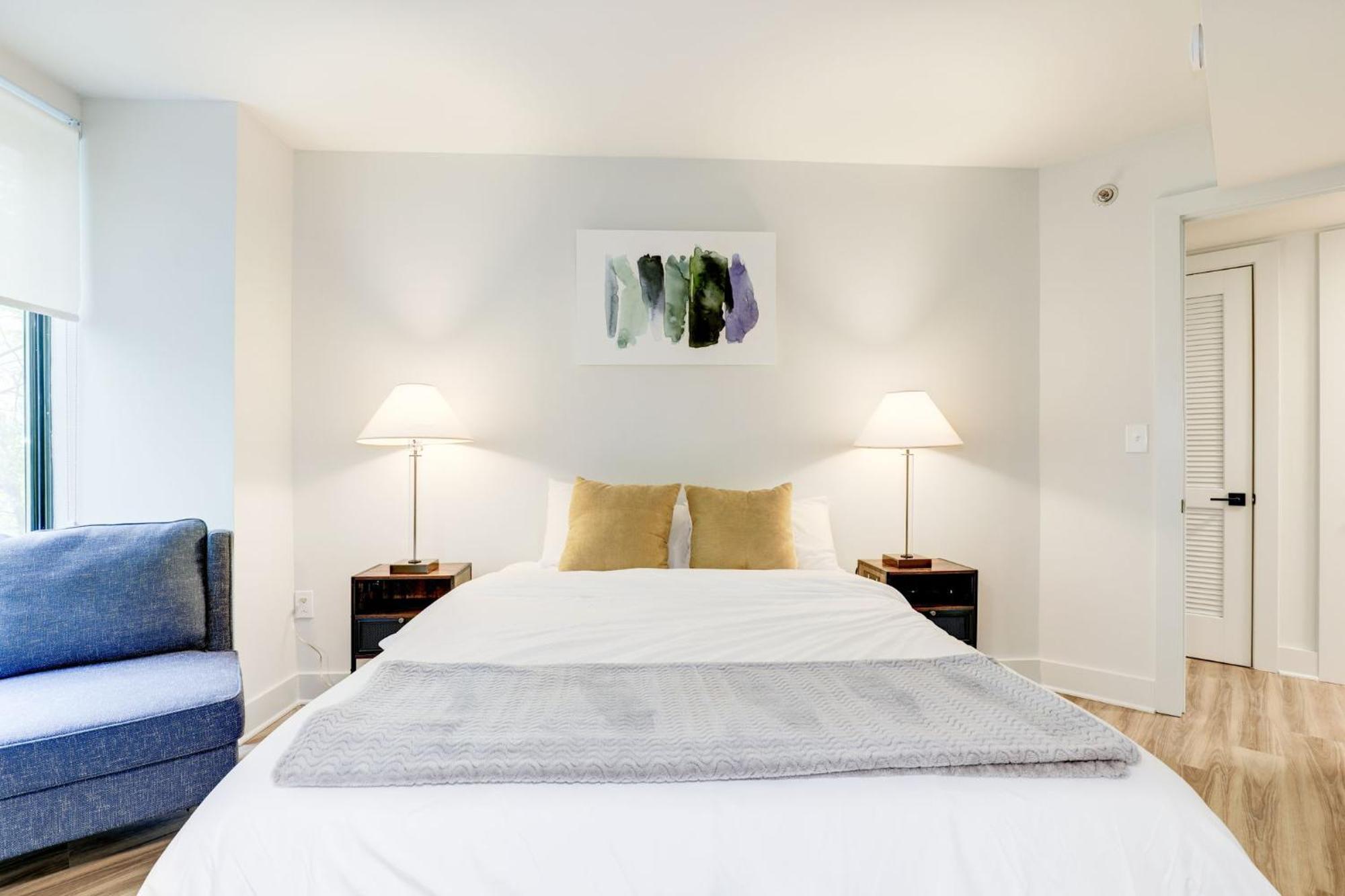 2Br Executive Apartment With Spacious Layout アーリントン エクステリア 写真