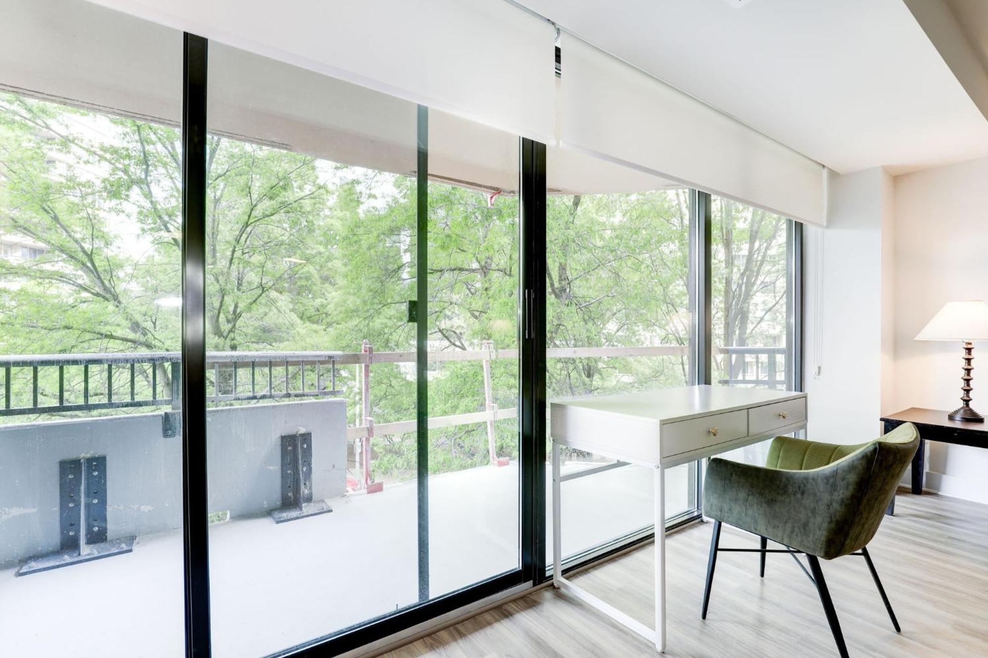 2Br Executive Apartment With Spacious Layout アーリントン エクステリア 写真